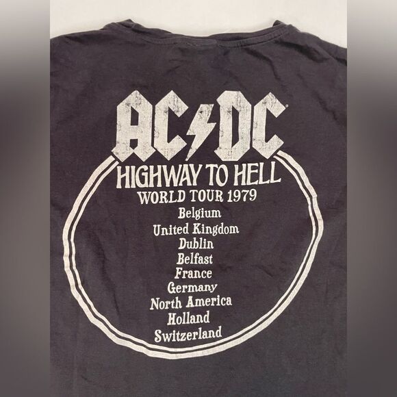 H&M ACDC Highway To Hell Live World Tour 79 Graphic T-shirt Women Medium Gray - Picture 4 of 6